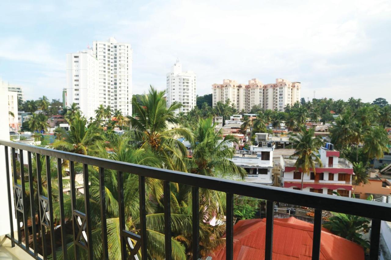 Down Town Holidays Thiruvananthapuram Екстер'єр фото