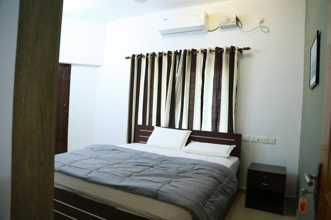 Down Town Holidays Thiruvananthapuram Екстер'єр фото